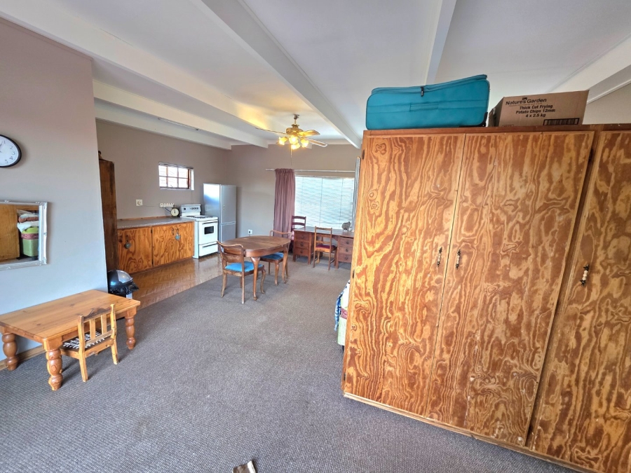 5 Bedroom Property for Sale in Panorama Free State